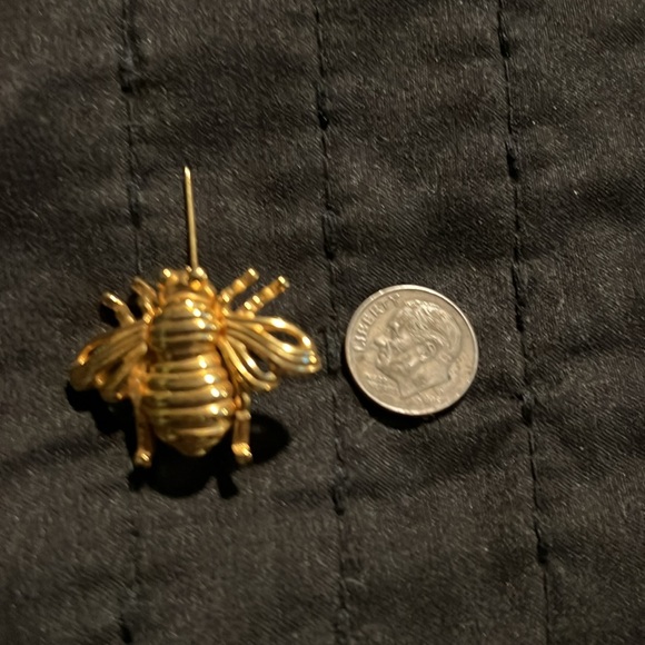 Joan River brooch - Picture 3 of 3